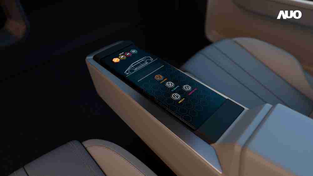 财神娱乐以人性化设计打造多变形态中控显示(Morphing Center Control)，，，不使用时仅平面显示信息，，，进行操作时，，显示器则会动态隆起，，，，转变成3D实体按钮，，并有触觉回馈，，，展示人机互动新体验